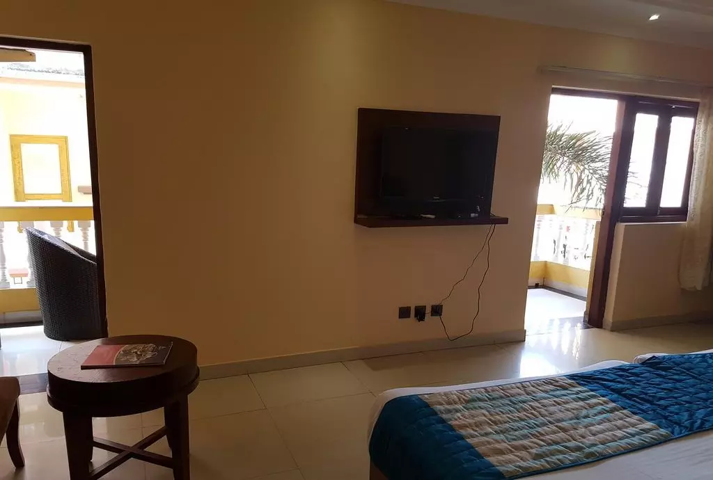 hotel resort de alturas goa_shabavizparvaz_08.jpg